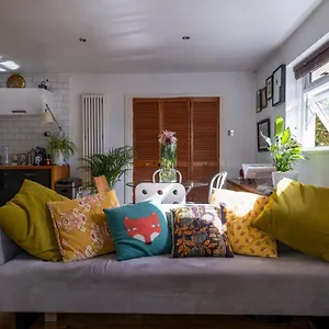 Fantastic 2bd House In The Heart Of Dulwich *
