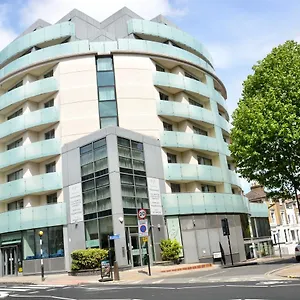 Apartment Sanctum Maida Vale