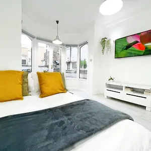 Apartmán Luxurious Terrace 2 Bedrooms In Relaxing Covent Garden *