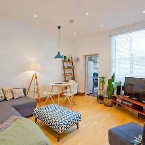 Spacious Highbury Fields 1 Bedroom - Parking By Request Apartment London