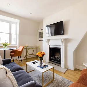 The Crib - Relaxing 1bdr Flat With Terrace Лондон