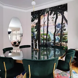 Luxury Artist In Apartamento Londres