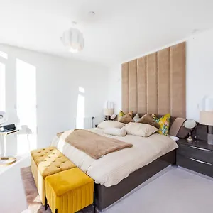 Luxury Modern Bedroom In Seven Star Ultra Super High Quality Apartmán