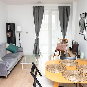Apartment Modern Brixton