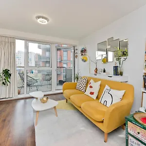 Bright Greenwich Flat Near Canary Wharf By Underthedoormat * Londres