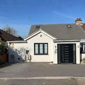Modern Family In Greater London