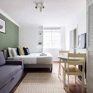 Apartment The Bayswater Studio London