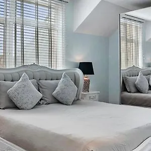 Hampstead Opulence - Luxurious Split Level * Londres