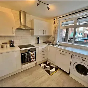 Lovely 2br In Bow, E3 *