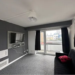 Spacious,1 Bed, Balcony, Southwark Apartment London
