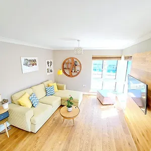 Apartment Tottenham Spur Hideaway *