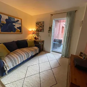 Nunhead Flat *