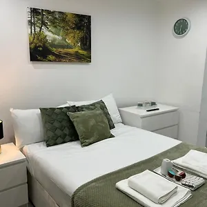 Harrow Cozy With Free Parking Apartment Harrow on the Hill