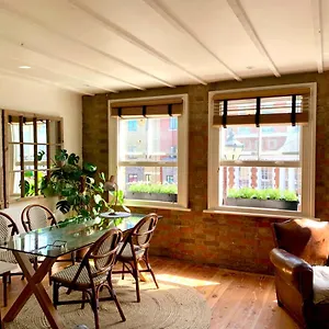 Your Private Hoxton Sleeps 3 Zone 1 * لندن