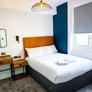 Argo - Kings Cross Hotel 3*