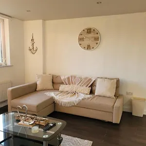 Amazing London 1 Bedroom Flat In Astral House As18 Appartamento