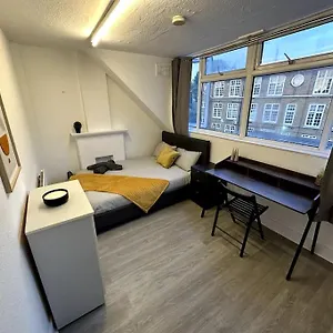 Apartment Magnificent 2 Bedroom On Tower Bridge London