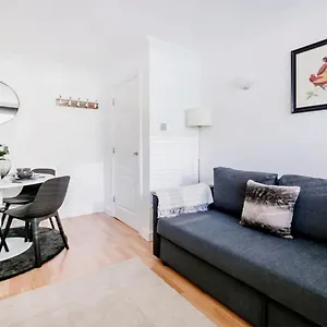 Trendy And Chic Central 1 Bed Лондон
