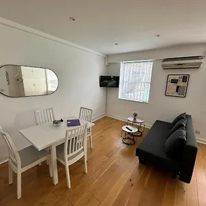 Апартаменты 2b Soho By Indigo Flats Sleeps 4 Лондон