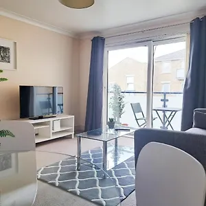 Holiday home Wimbledon *