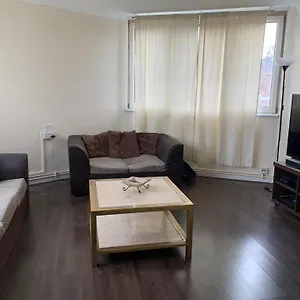 Apartment 1 Bed Apartment, Close To Station