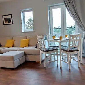 Apartment Apartment