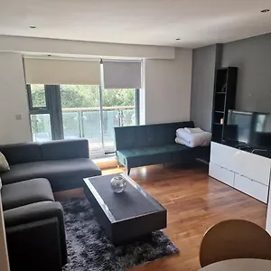 Immaculate 1-bed In Lejlighed London