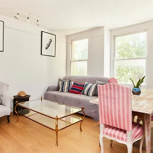 The Hampstead Heath Escape - Trendy 1bdr Flat With Balcony Лондон