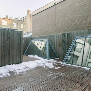 Apartment Fitzrovia 4 *