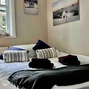 Wonderful In Earl's Court Apartment London