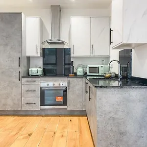 Apartment Heathrow Airport By Elegance Living Hounslow