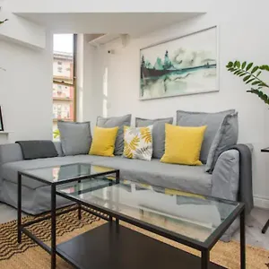 Modern & Spacious 2bd In Limehouse Апартаменты