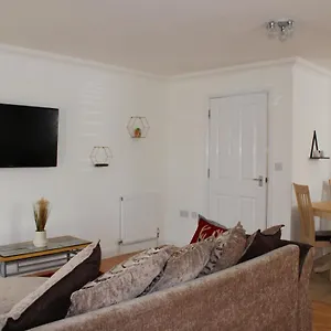 Eldridge Court Апартаменты Дагенем