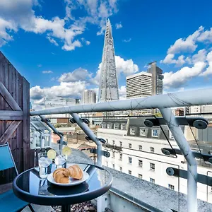 Bridge Penthouse - Luxury Apartment *