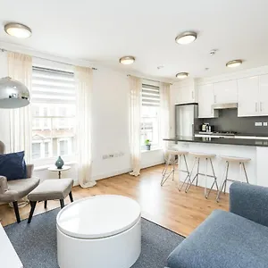 Апартаменты Amazing 2 Bedroom / Earls Court / Kensington