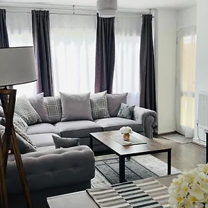East -studio Apartmán