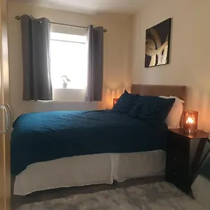One Bedroom With Garden Apartment London