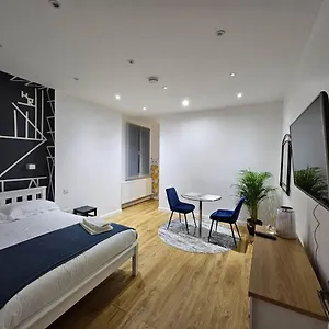 Apartment Cosy 1-bed In Alexandra Palace London