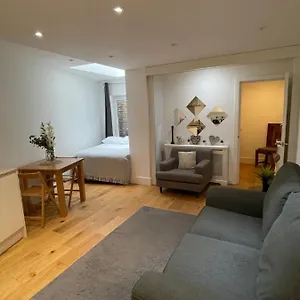 Homestay Notting Hill Studio *