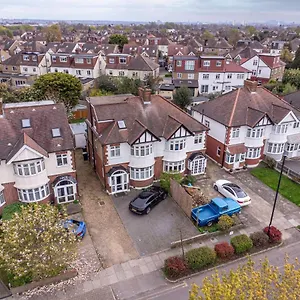 Willow Road Town Greater London