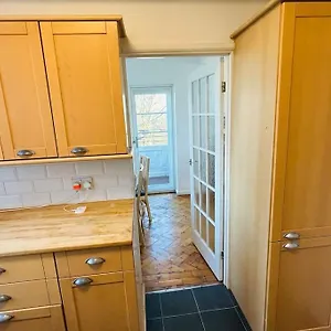Appartamento Traditional 3 Bed Flat In Highgate *
