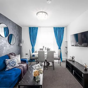 Cosy 4-bedroom Next To Borough Apartment *