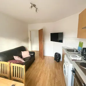 Pinner Apartments Апартаменты Пиннер
