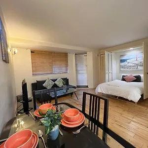 Apartment Chelsea Warm Budget Flat On Cromwell Road London