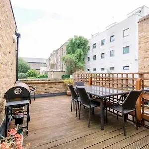 Apartment Bright And Quiet 2-bed 2-bath With Great Patio *