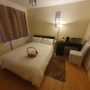 Double Size And Single In Проживание в семье Баркинг