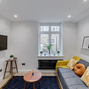 Deluxe 1 Bed Flat - Shoreditch, Aldgate & The Of * London