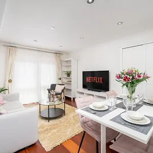 Stylish Deluxe 2Br Duplex - Free Parking - Near Canary Wharf
