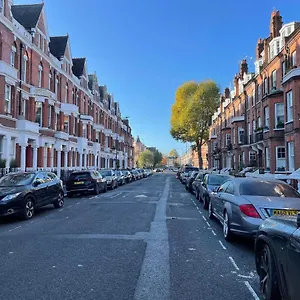 1 Bedroom In The Heart Of West London