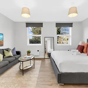 Apartment Stunning And Extremely Spacious 1bed Flat In Tooting